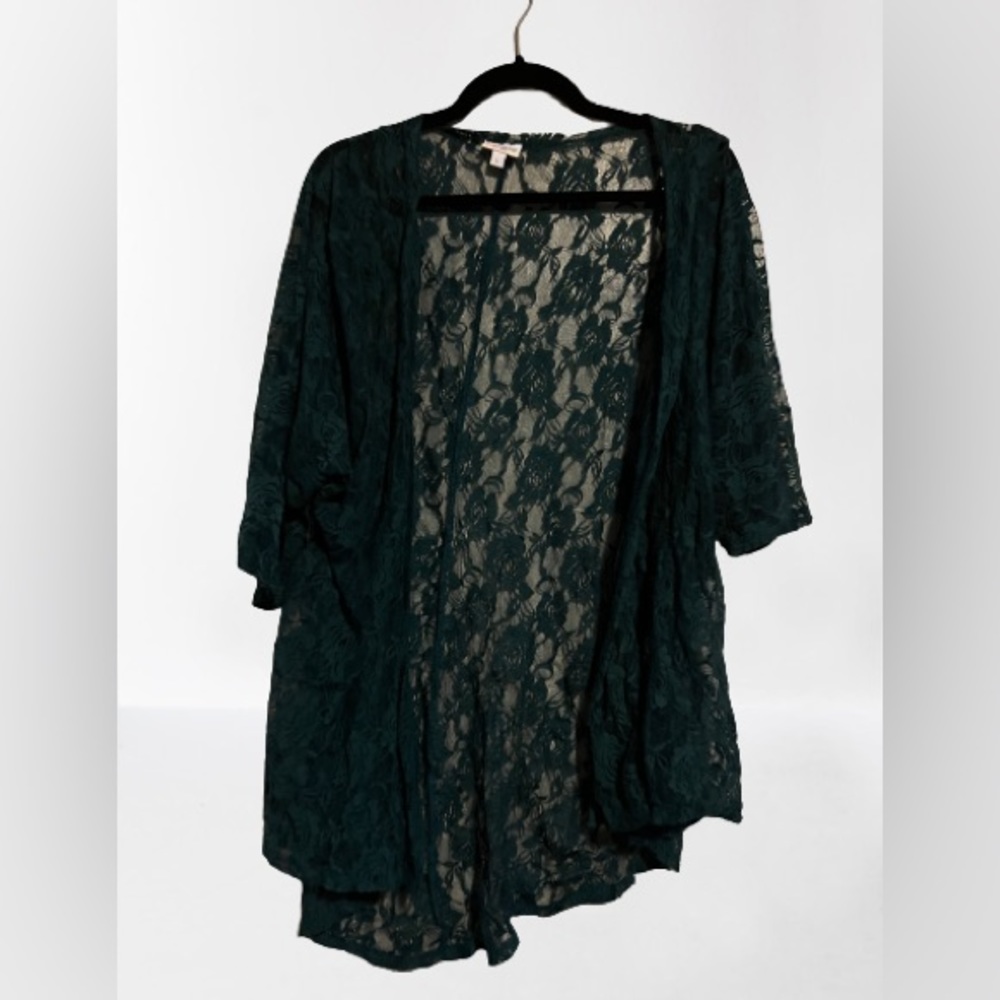 LuLaRoe Green Roses Shrug